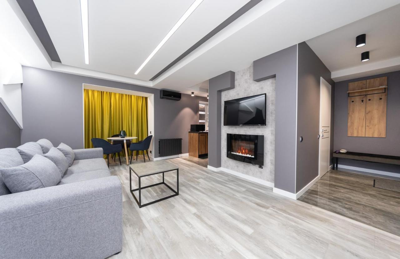 Luxrent Apartments On Lesi Ukrainki - Kiev Exterior foto