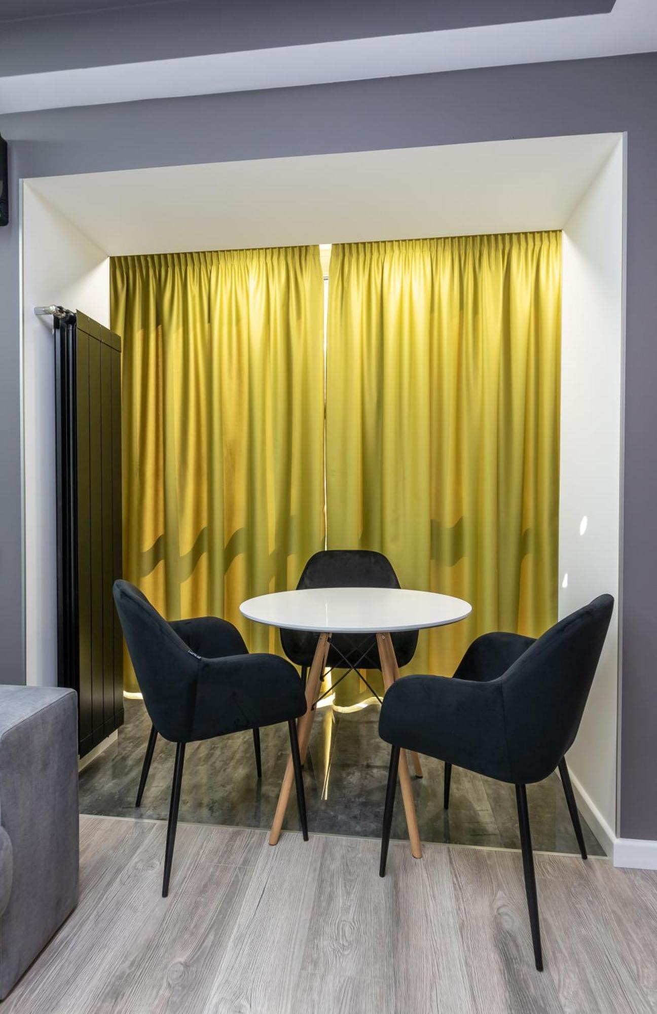 Luxrent Apartments On Lesi Ukrainki - Kiev Exterior foto